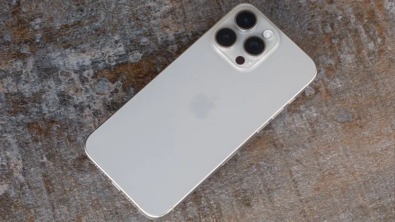 Hiệu năng "vô địch" với chip A19 Bionic